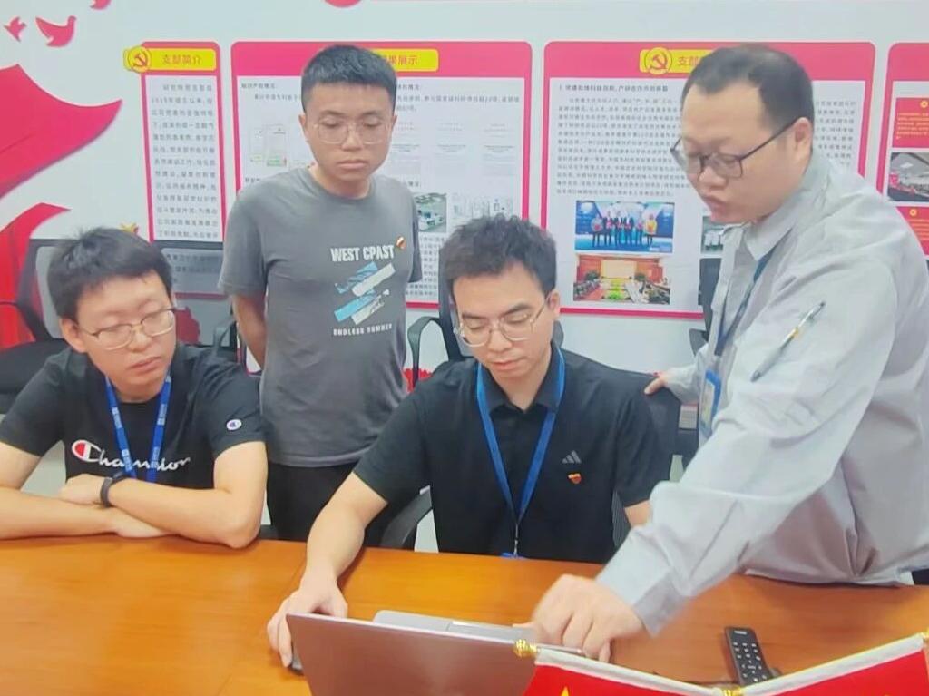 【党建引领·实干攻坚】国星光电车载党支部攻坚破局，车用背光项目实现高质量突破