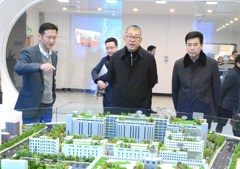 省国资委副主任、党委委员刘小龙带队莅临国星光电进行混合所有制改革、处置“僵尸企业”等情况调研